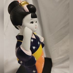 Vintage Japanese Hakata figurine